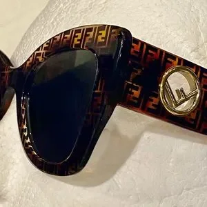 Fendi | Accessories | Fendi Havana Cat Eye Sunglasses With  display picture 1
